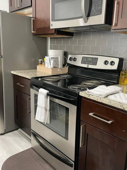Cozy, High Rise, Large Studio Facing Downtown . Leilighet Baltimore Eksteriør bilde